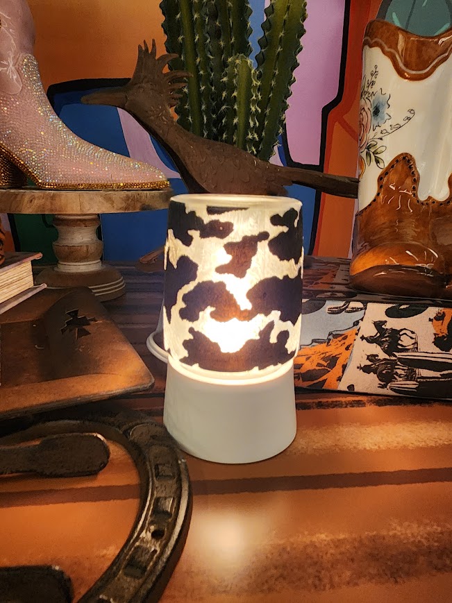 Cattle Call scentsy warmer.
