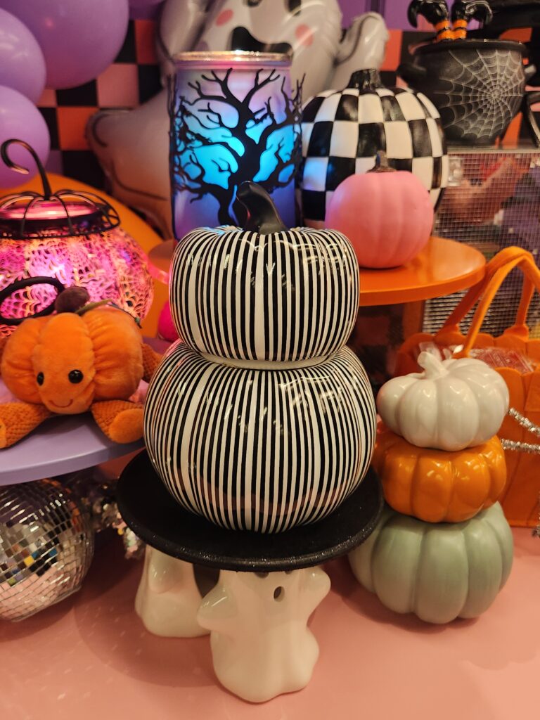 Courtly Striped warmer