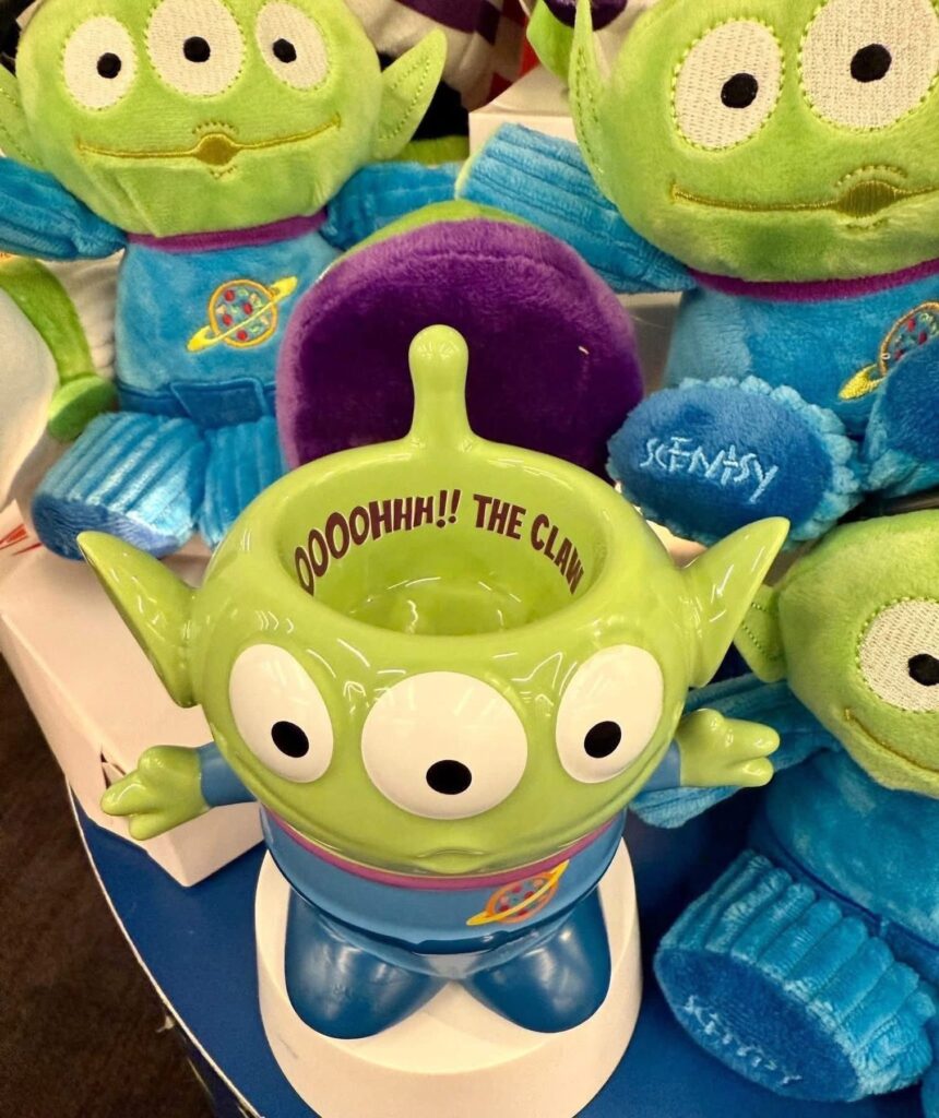 Alien mini scentsy warmer