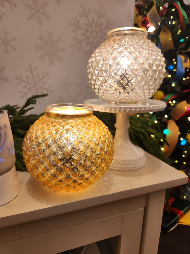 Vibrant Glow Gold and Silver scentsy warmer