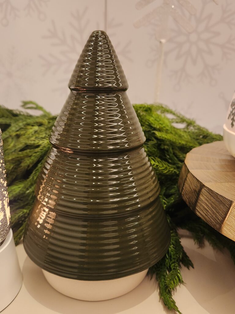 Scentsy nordic pine green