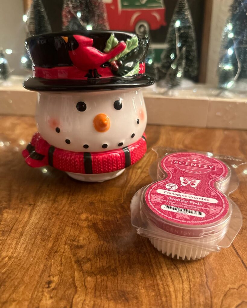 Charming Snowman Scentsy Air tabletop fan