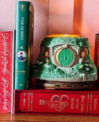 Scentsy lord of the rings warmer