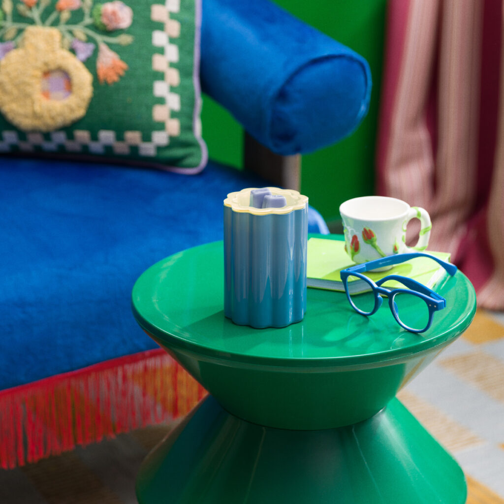 Bloomie Blue Scentsy warmer with ribbed ceramic design from the Bloomie Collection