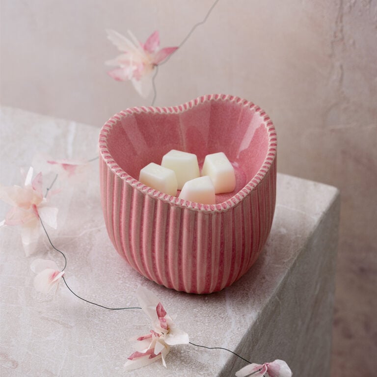 Heart of Hope Scentsy charitable cause warmer