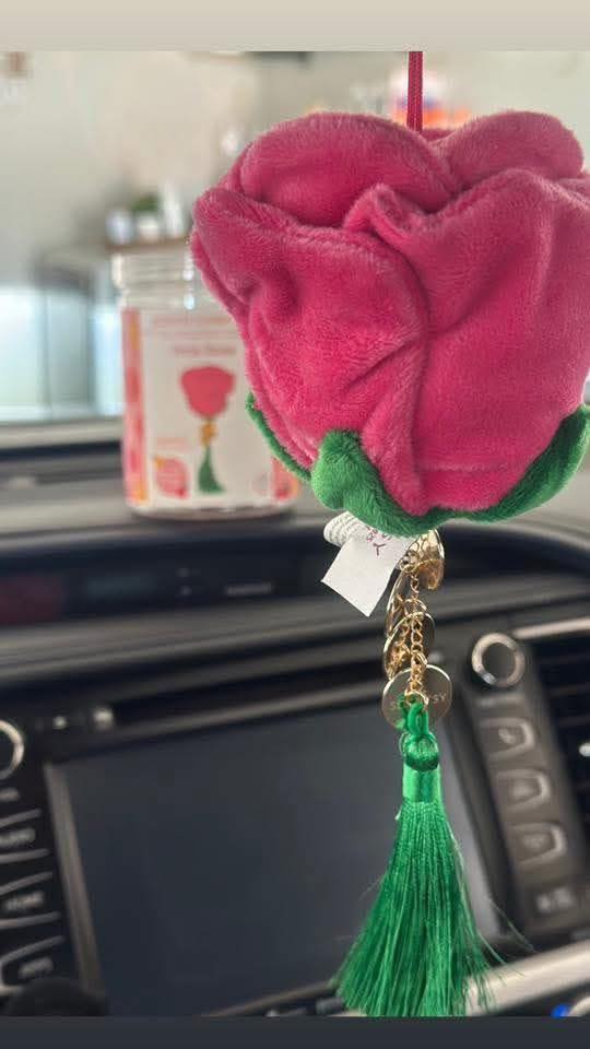 Vanilla Rose Charm Clip, hanging in a car. Part of the Pick a Rose Mother's Day bundle