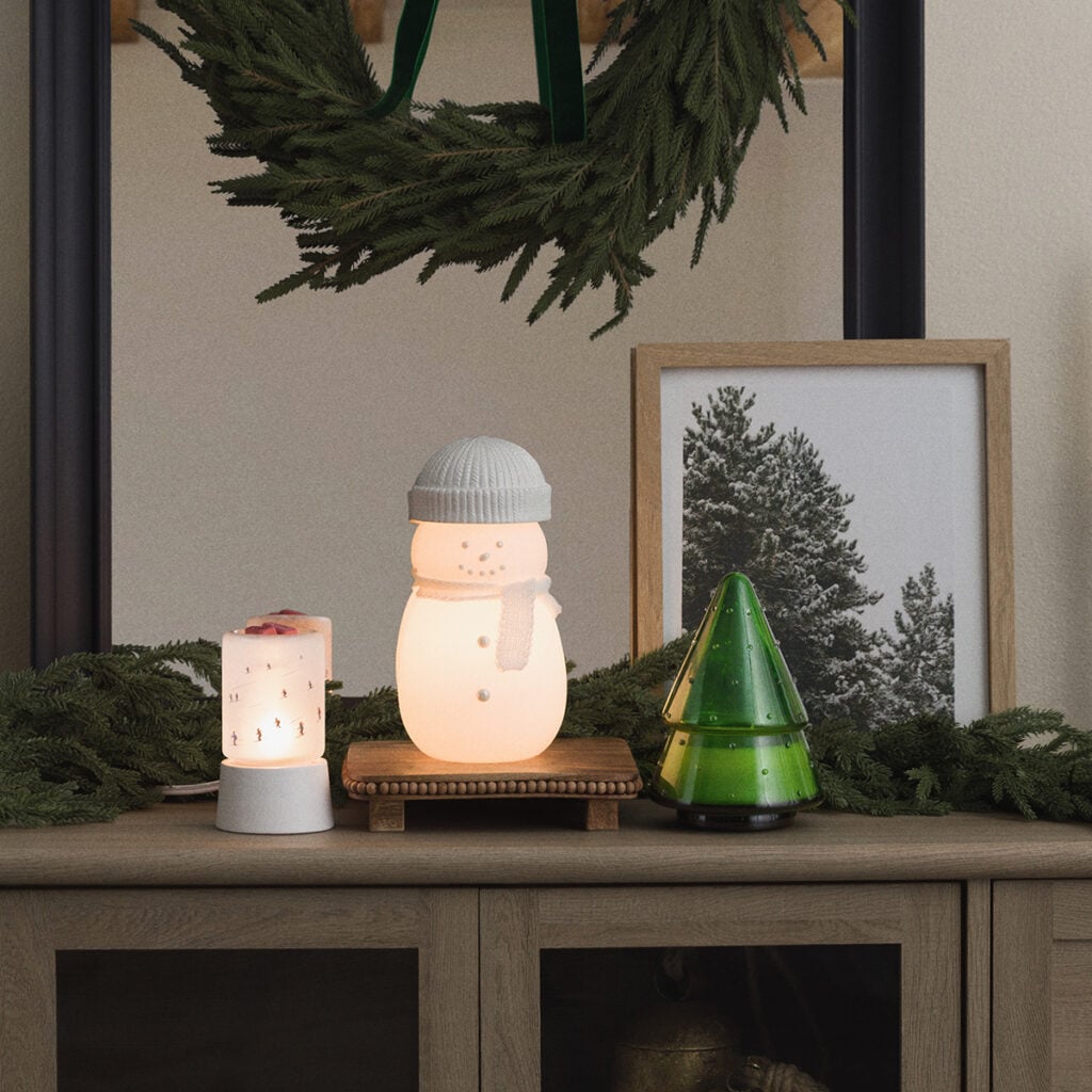 Scentsy November Edit, Alpine Holiday featuring snowman warmer, pine tree warmers and candle and skiing mini warmer