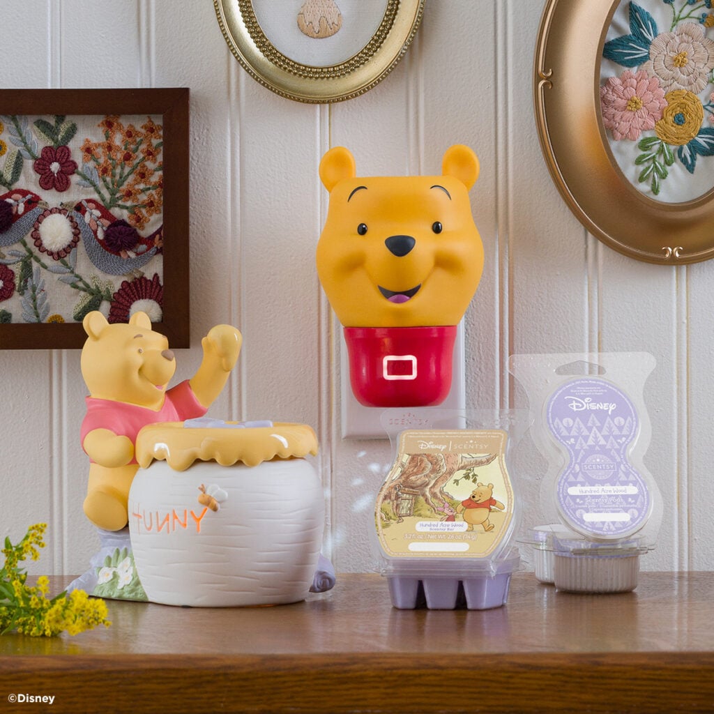 Ultimate Disney Winnie the Pooh Bundle with Hunny Pot warmer, Winnie the Pooh Scentsy Air Mini+, Scentsy Bar and Pods.