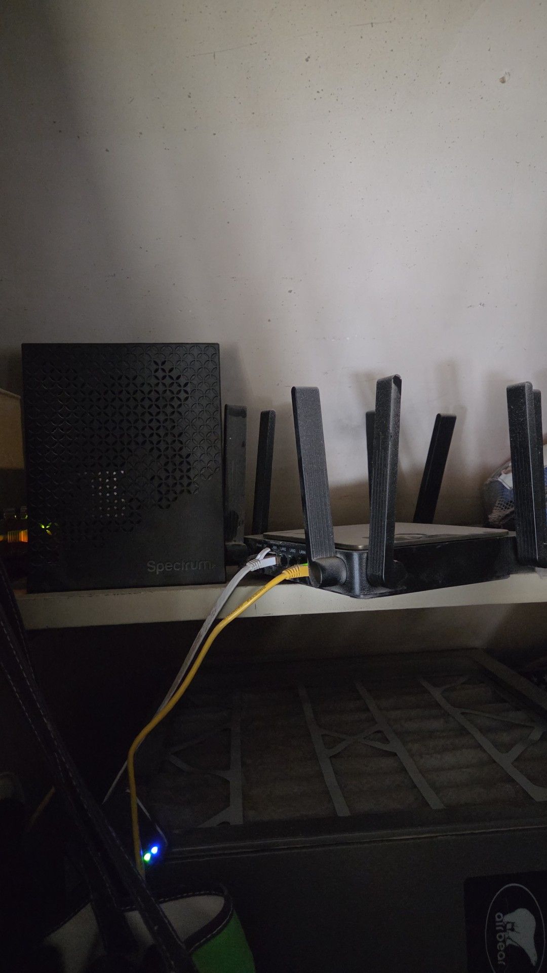 Ive learned today, no i already knew this, I have my own language. Green Michigan or blue Michigan and "you know that 2.4 internet thing". Oh and also, "the tall internet square or flat internet square". I really needed a translator in this last hour.