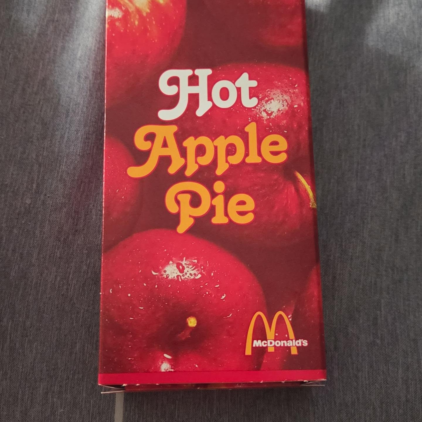 This is your notice that the old school, fried, crunchy apple pies are back at McDonald's. I dont know for how long. But they are LIFE!!!!! Remember those good Ole times?  Mmmmmmm
#xoxoamberg #mcdonalds