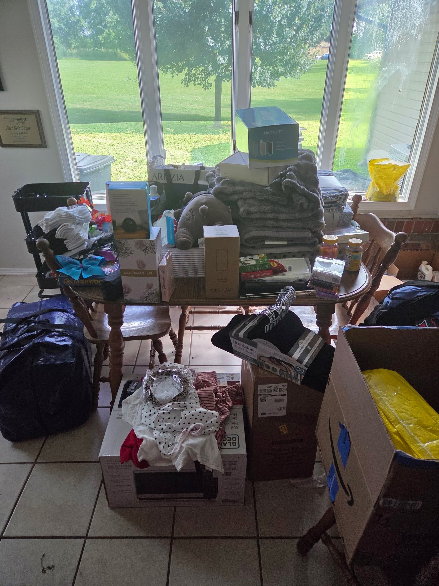 Tell me you have a kid gearing up to leave for college without telling me.

Not sure how it is all gonna fit.

#xoxoamberg #collegelife #DormEssentials