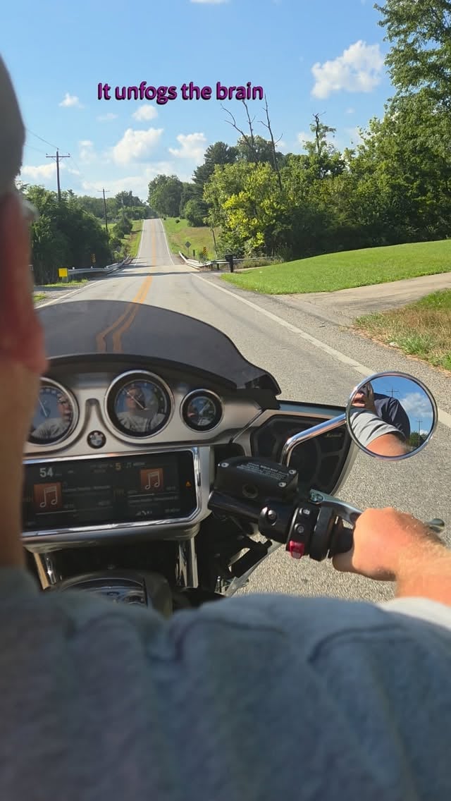 Today was one of those days.
Nothing went as easy as it should of.
Every thought was a spiral. 

So hop on the bike and clear the brain. 
And no, ill never get my own bike, #passengerprincess always. 

#xoxoamberg #motorcyclelife #therapy